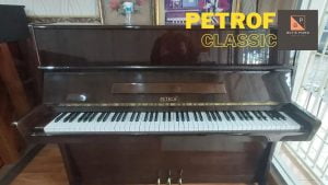 Piano Bekas Petrof Classic Coklat