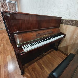 Piano Bekas Petrof Concertino