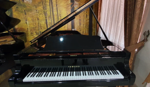 Grand Piano Yamaha CF