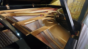 Grand Piano Yamaha CF