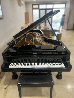 Kawai KG8 Grand Piano