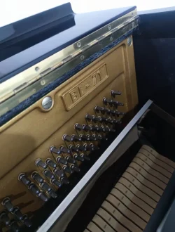 Jual Piano Bekas Kawai BL-71