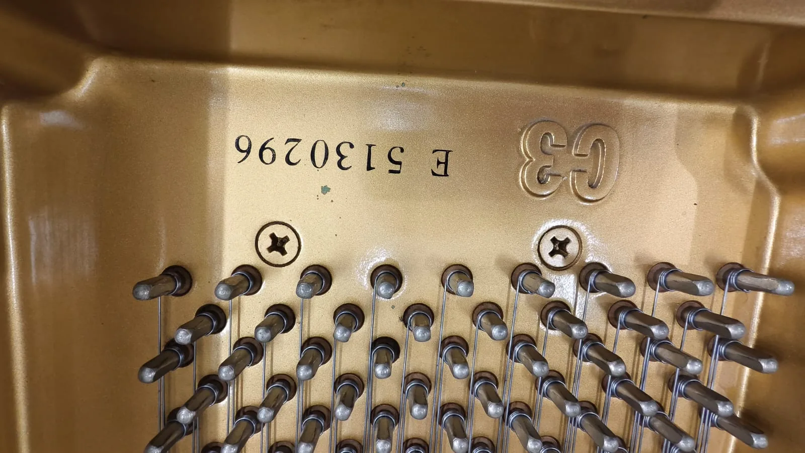 Detail Yamaha C3 Disklavier Polished White